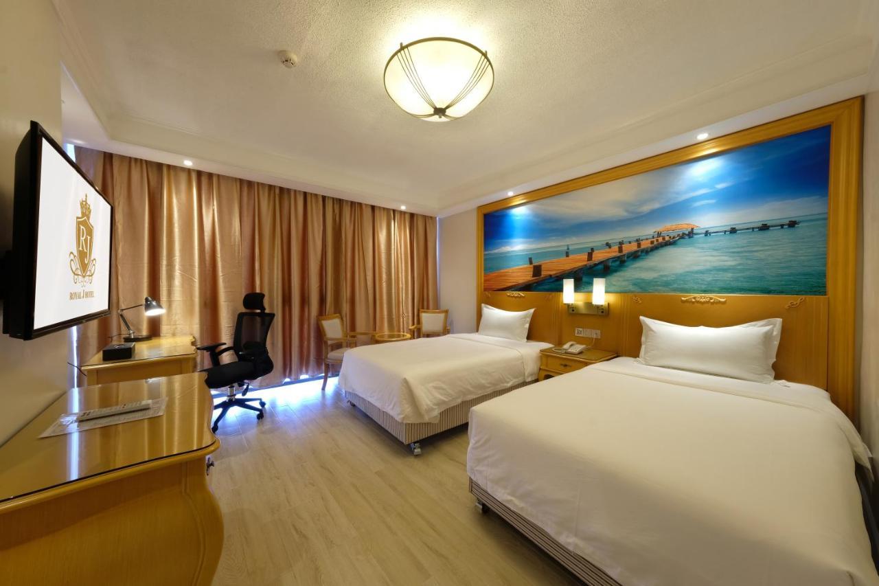 Royal J Hotel Cebu Buitenkant foto