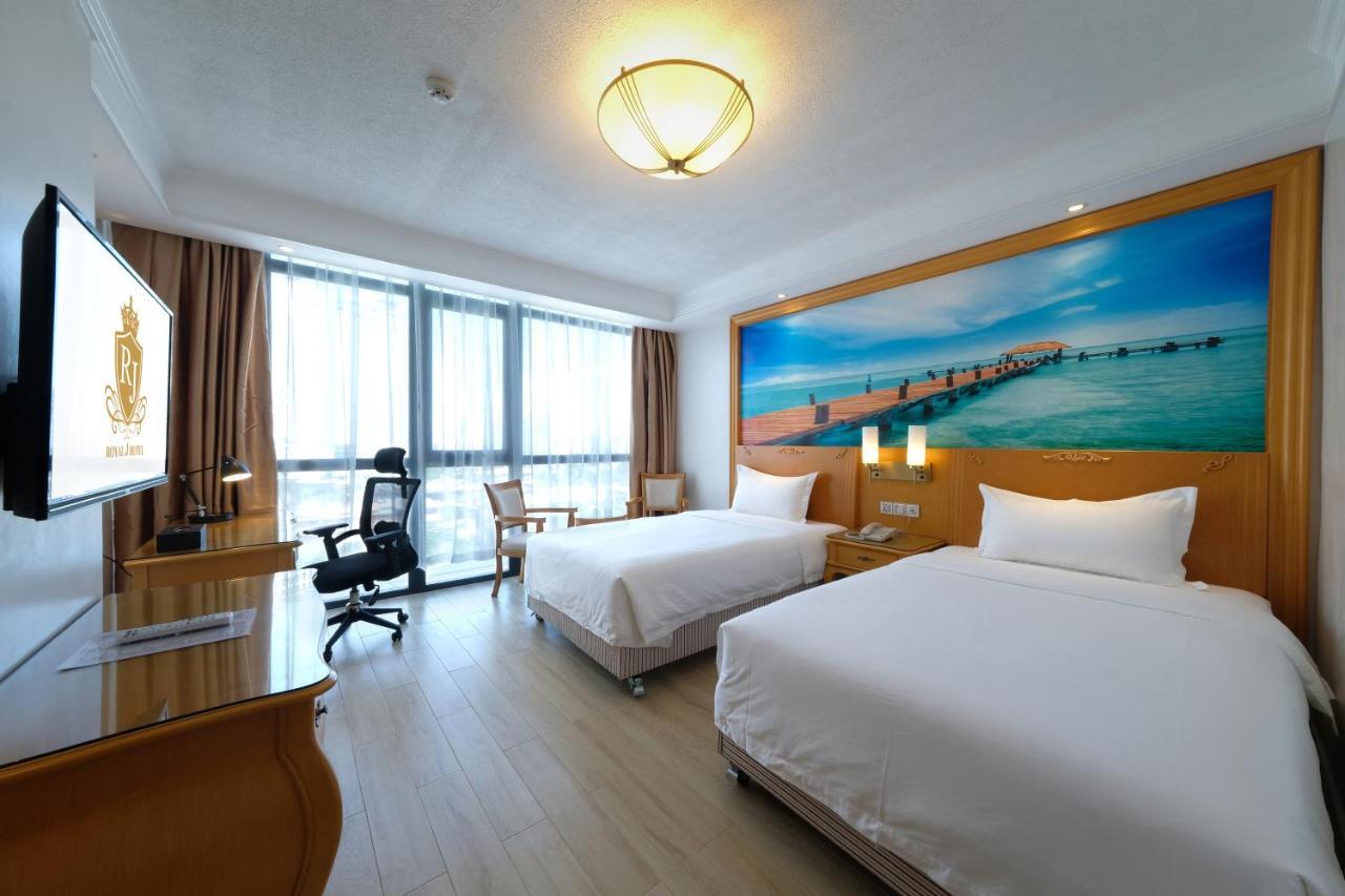 Royal J Hotel Cebu Buitenkant foto